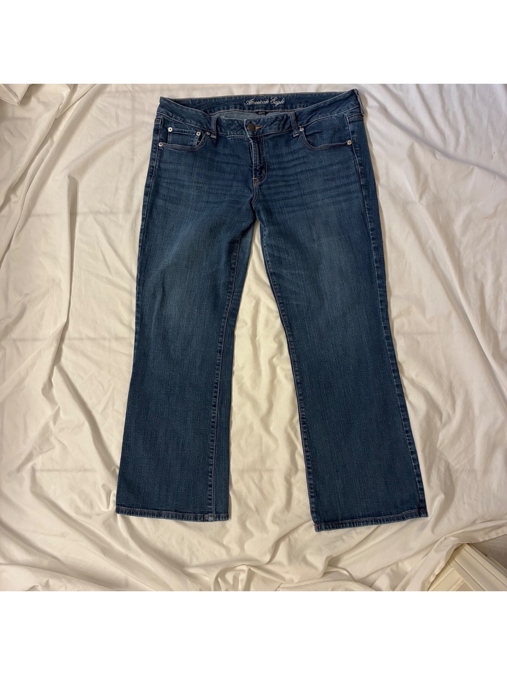 American Eagle Womans Bootcut Med Wash Favorite Boyfriend  Stretch Jeans Sz 18